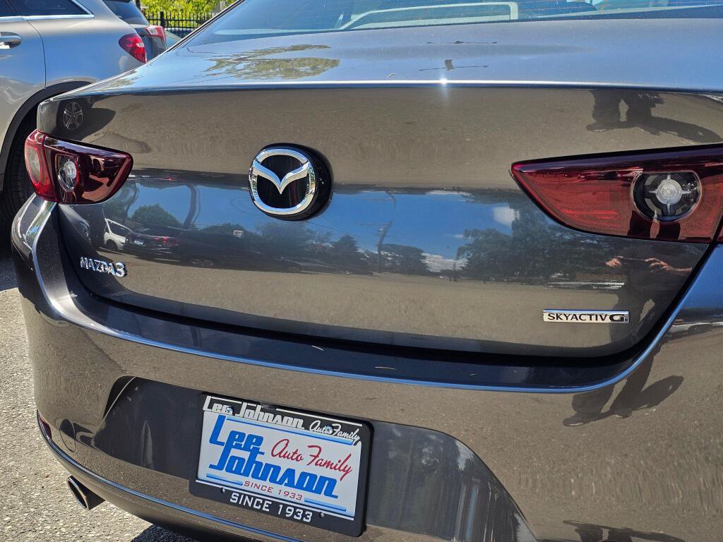 Used 2025 MAZDA MAZDA3 s FWD image 16