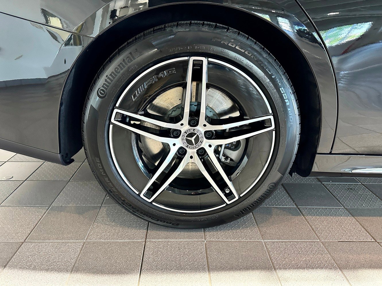 New 2026 Mercedes-Benz E 450 4MATIC Sedan image 16
