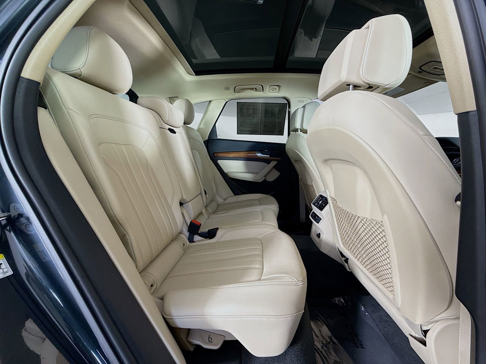 Used 2023 Audi Q5 2.0T Premium w/ Convenience Package image 28