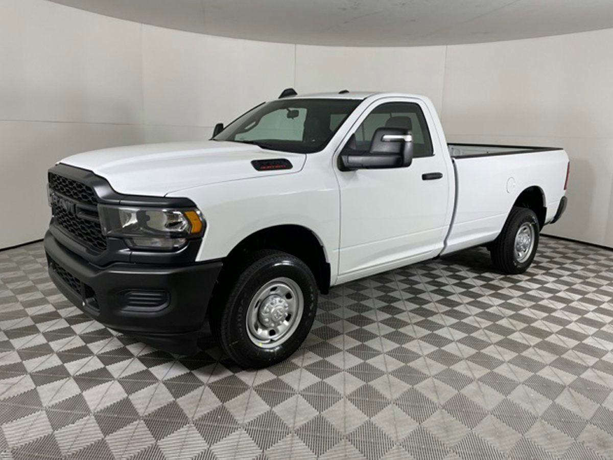 Used 2024 RAM 2500 Big Horn w/ Off Road Package AWD/4WD image 1