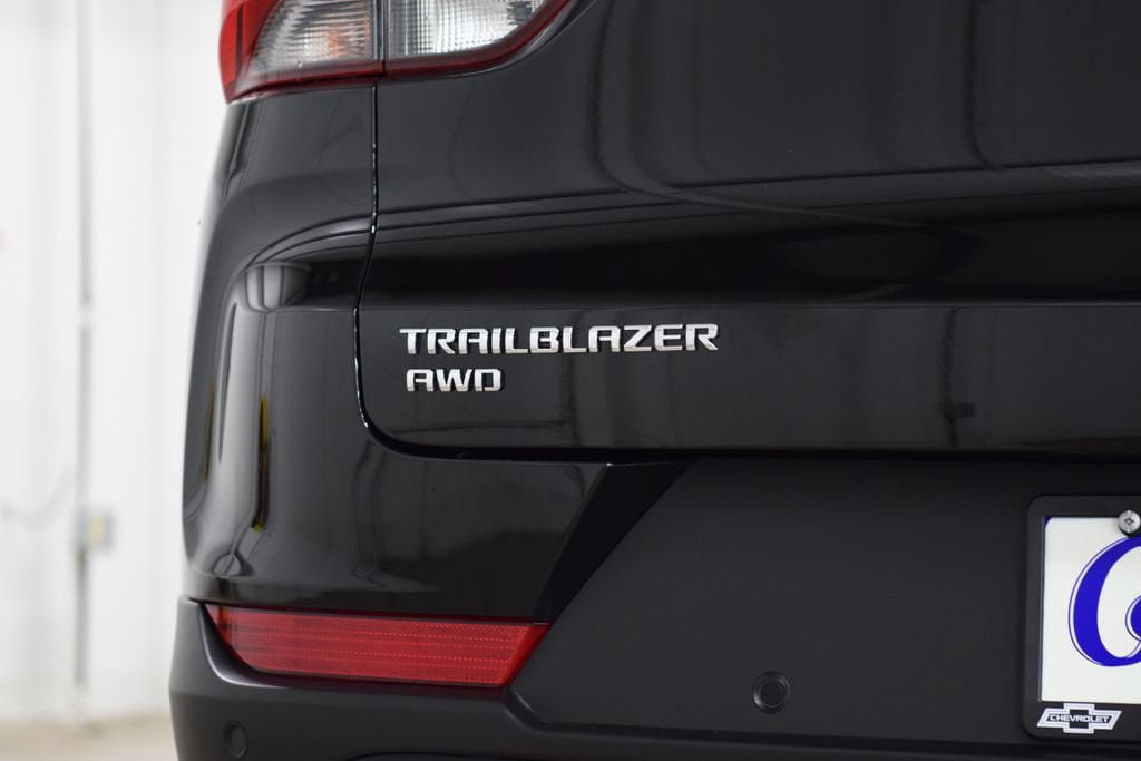 New 2026 Chevrolet TrailBlazer LS w/ LS Convenience Package AWD/4WD image 21