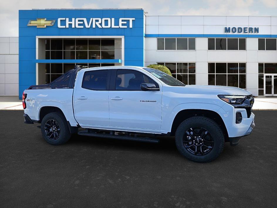 New 2025 Chevrolet Colorado Z71 w/ Midnight Edition image 6