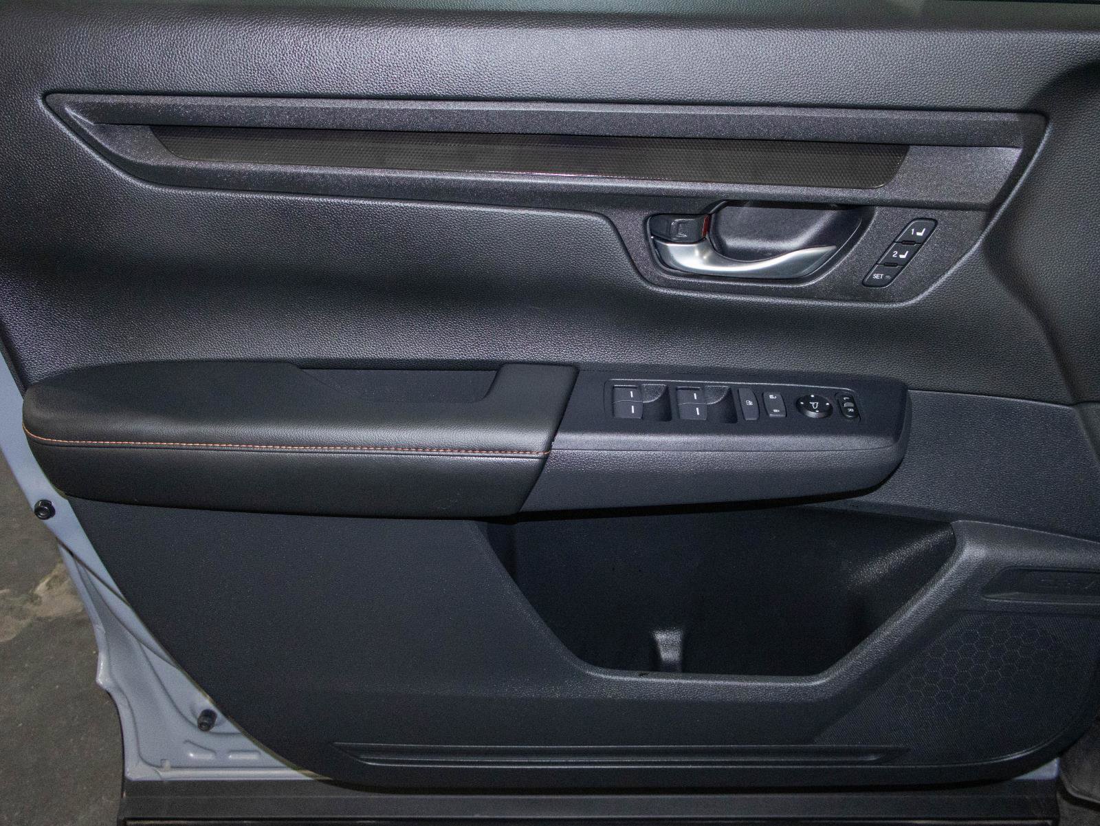 Used 2025 Honda CR-V Sport-L image 10