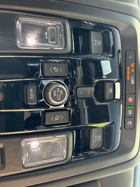 New 2026 Chevrolet Suburban RST w/ RST Capability Package AWD/4WD image 27