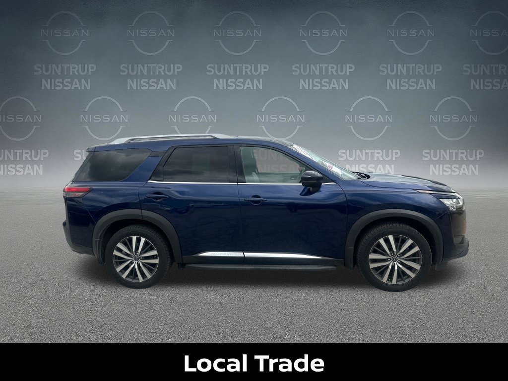 Certified 2022 Nissan Pathfinder Platinum w/ Lighting Package (N93) AWD/4WD image 7