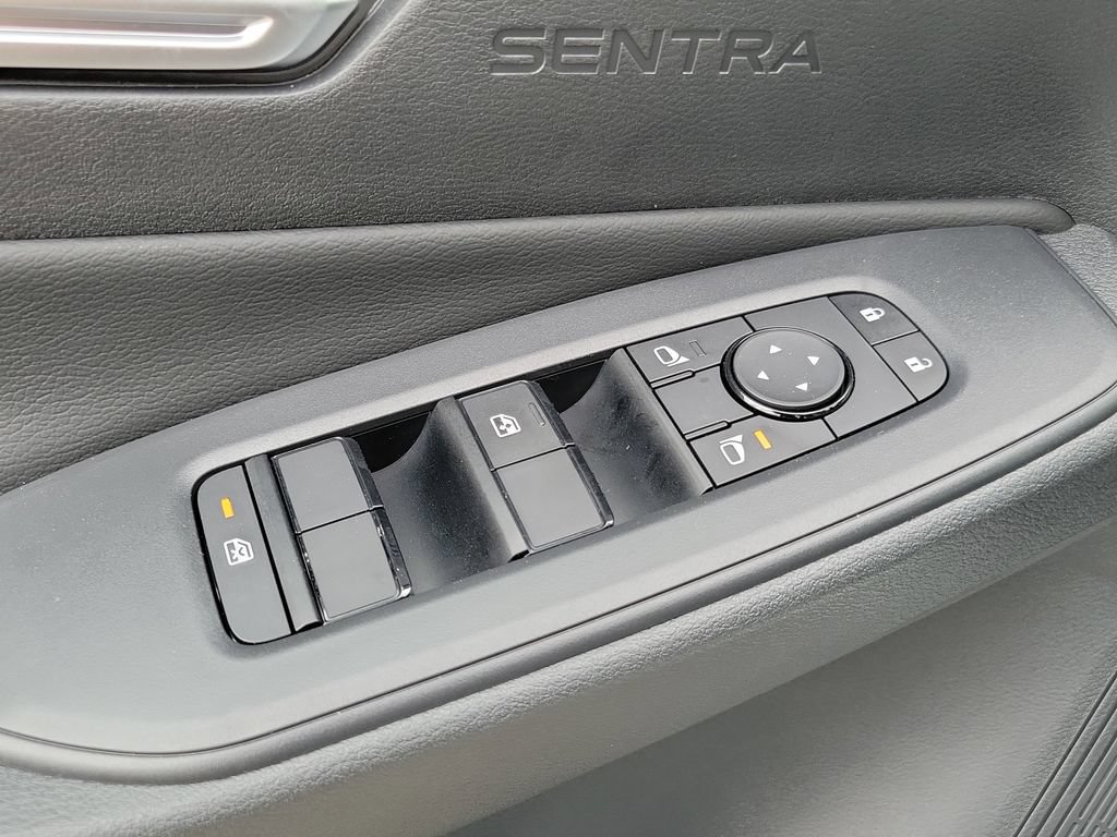 New 2026 Nissan Sentra SV w/ SV Convenience Package FWD image 18