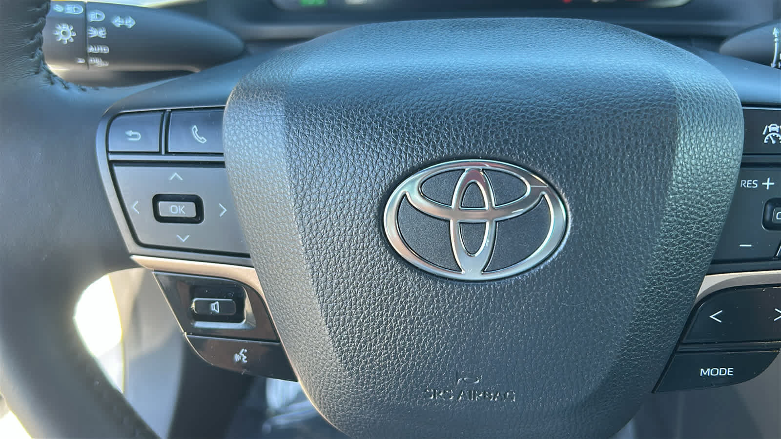 Used 2023 Toyota Crown AWD/4WD image 19