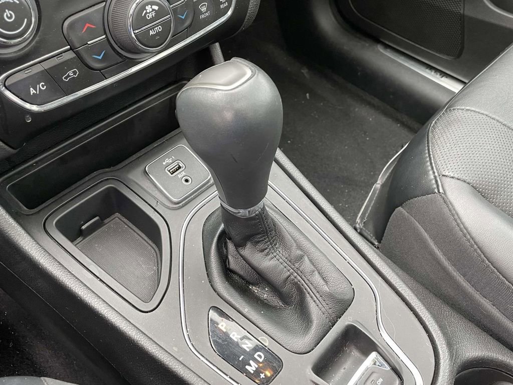 Used 2021 Jeep Cherokee High Altitude image 30