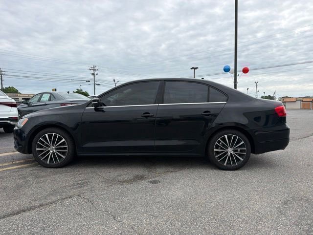 Used 2012 Volkswagen Jetta SEL FWD image 5