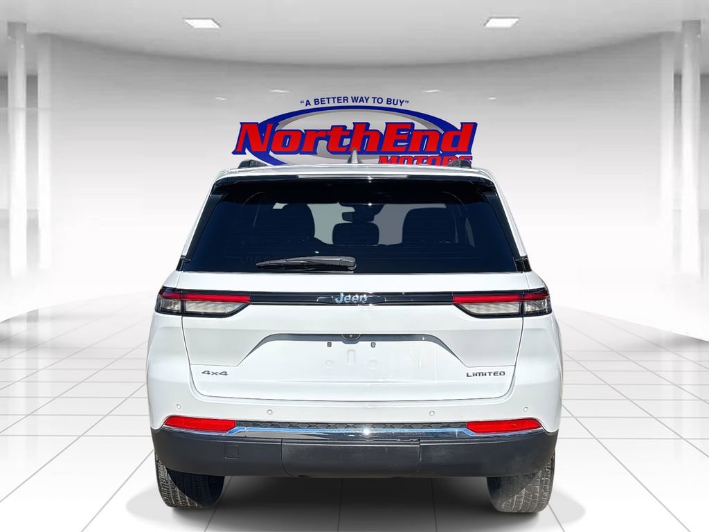 Used 2022 Jeep Grand Cherokee Limited AWD/4WD image 3