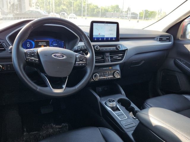 Used 2022 Ford Escape SEL w/ Technology Package AWD/4WD image 8