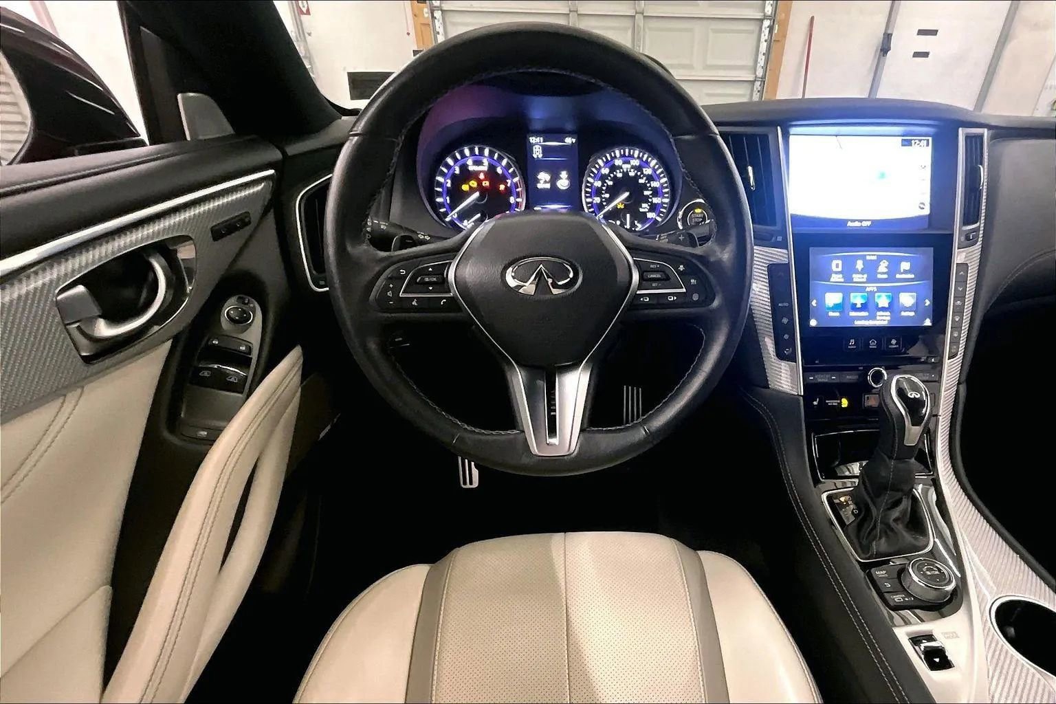 Used 2018 INFINITI Q60 Red Sport 400 w/ Pro Active Package image 5