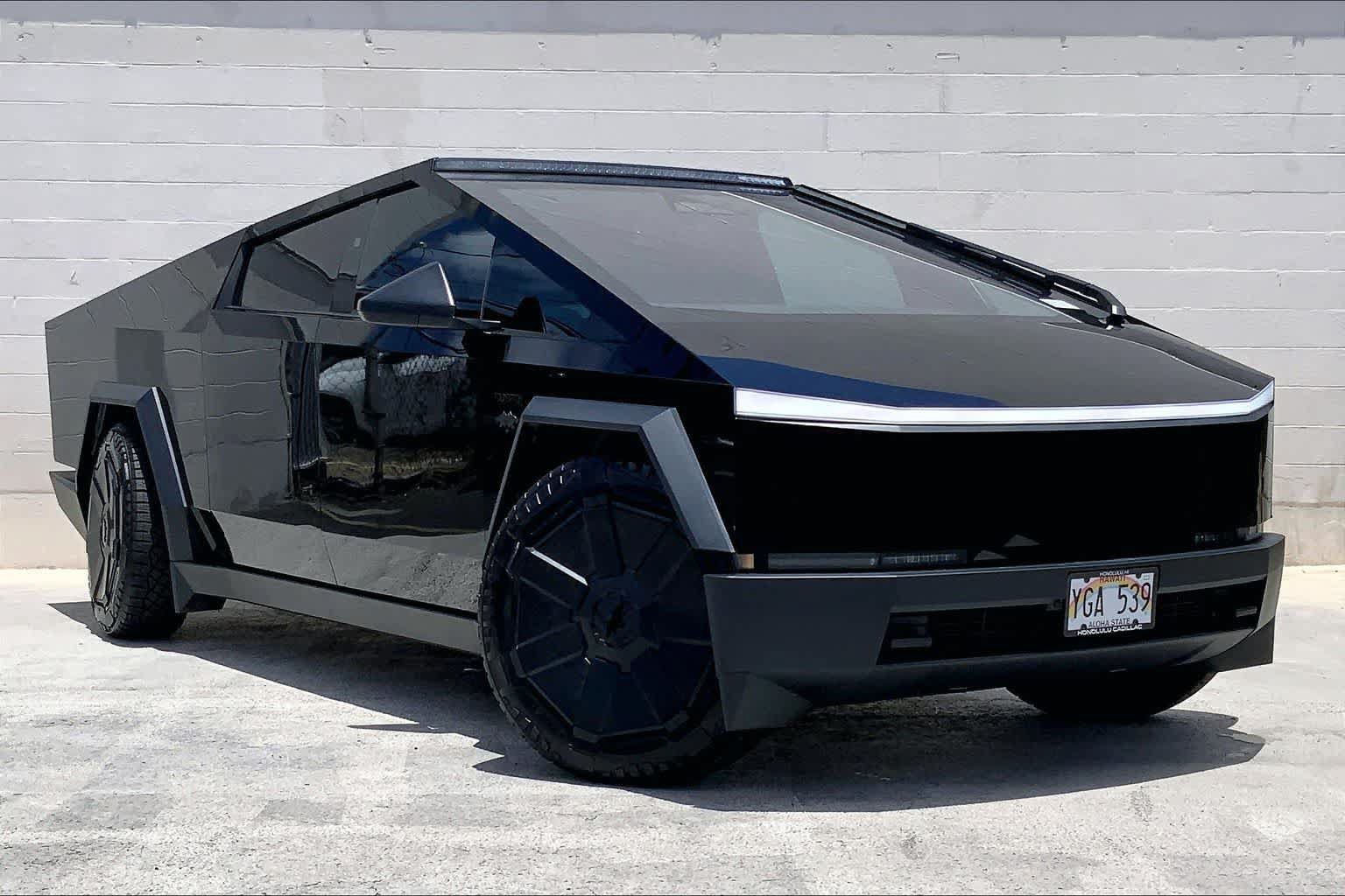 Used 2024 Tesla Cybertruck Cyberbeast AWD/4WD image 21