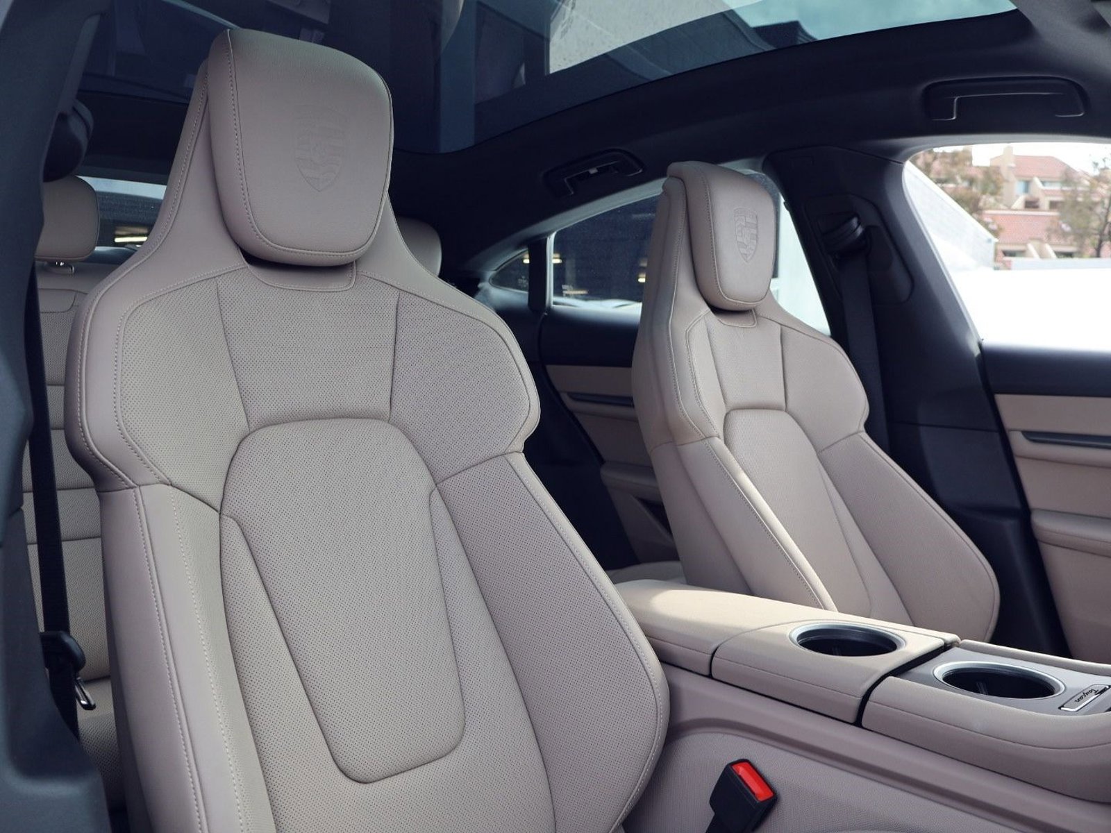 New 2026 Porsche Taycan image 24