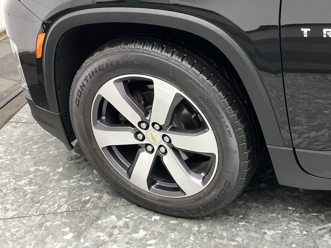 Certified 2023 Chevrolet Traverse LT w/ LT Premium Package image 38