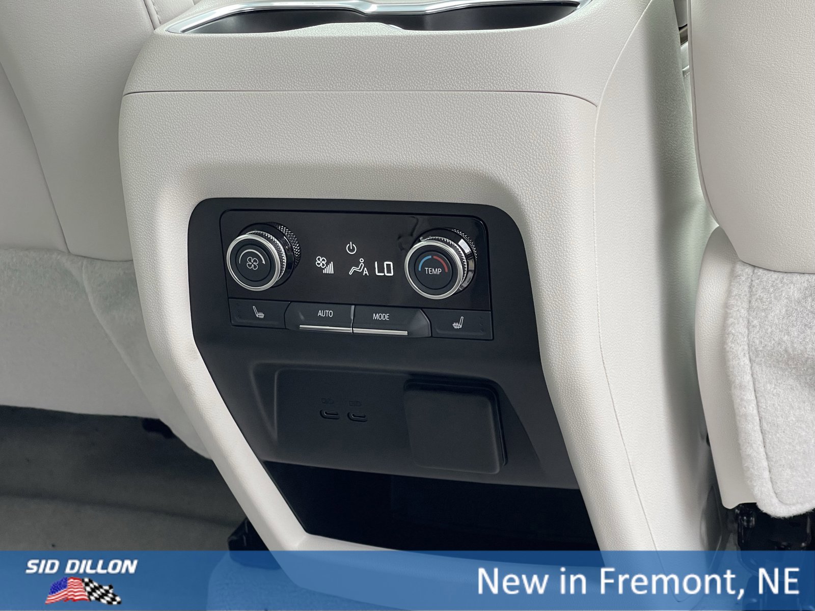 New 2026 Buick Enclave Avenir w/ Super Cruise Package image 13