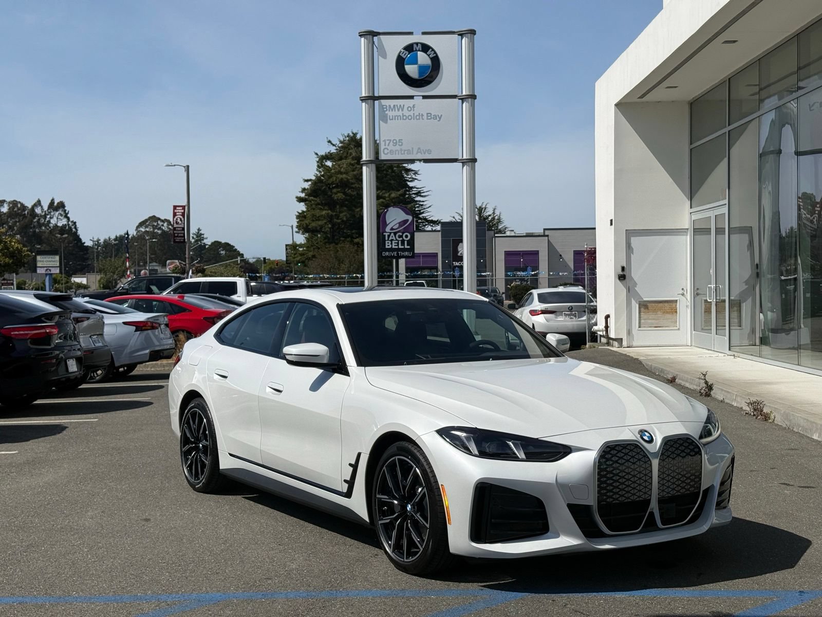 New 2026 BMW i4 xDrive40i w/ M Sport Package