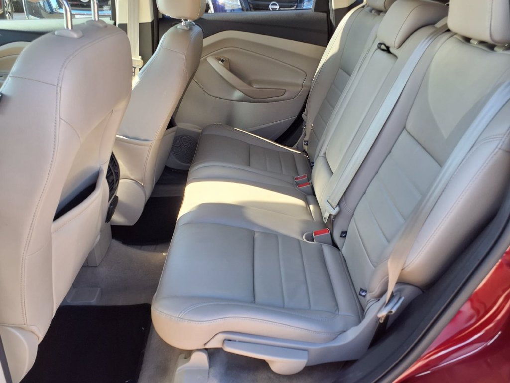 Used 2015 Ford Escape Titanium w/ Equipment Group 301A FWD image 8