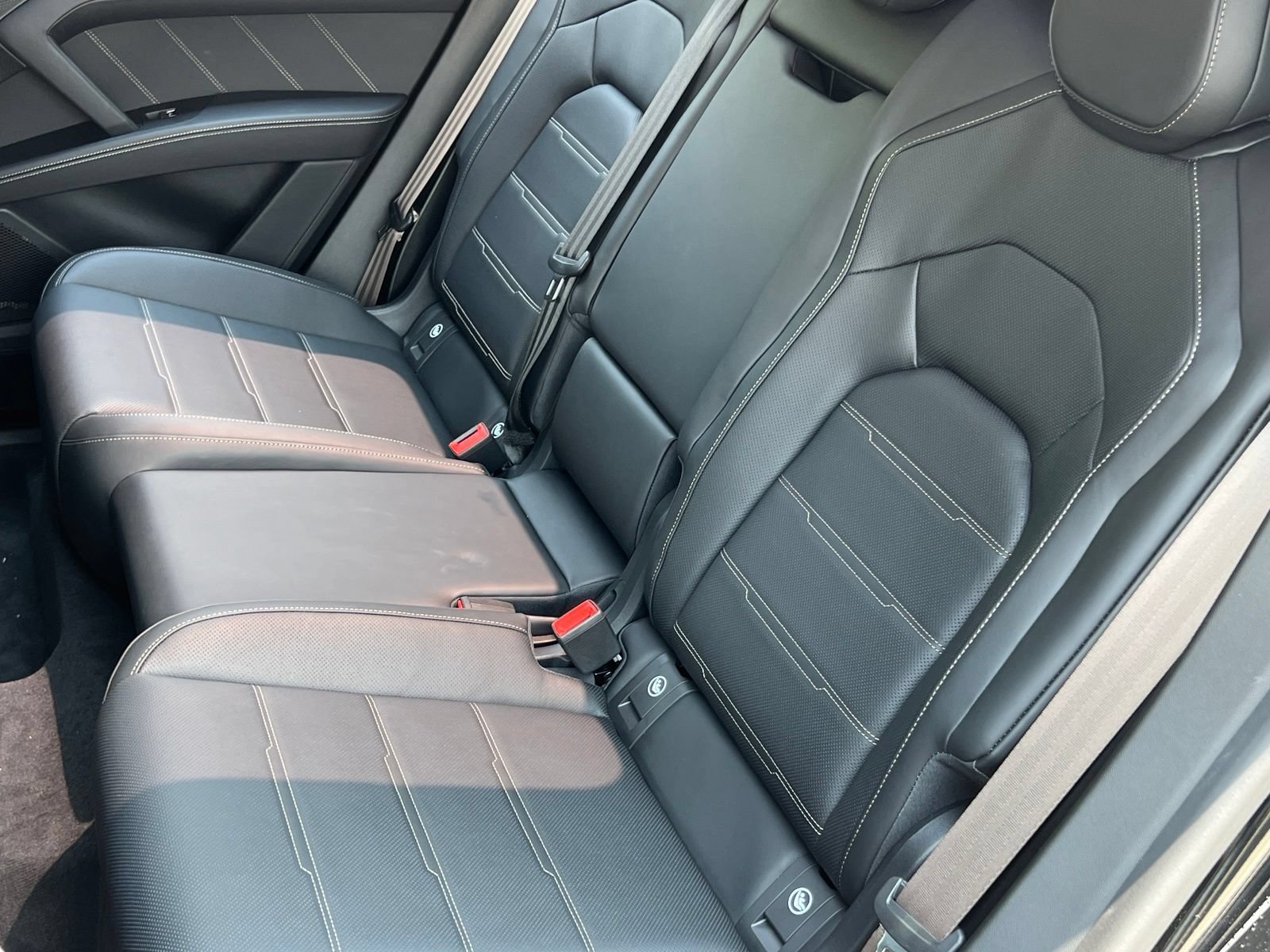 New 2026 Porsche Cayenne Turbo AWD/4WD image 19