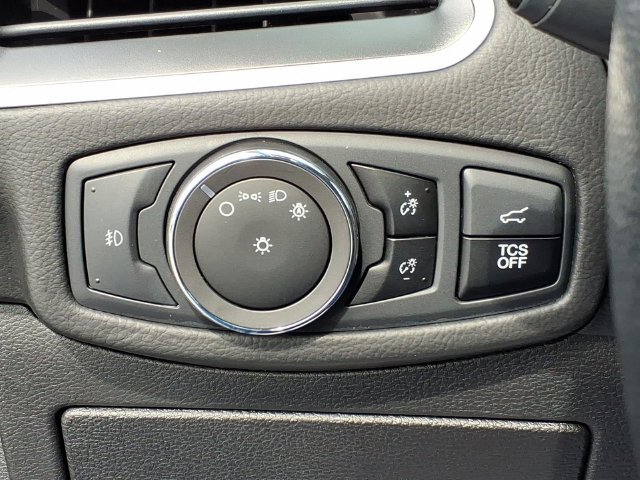 Used 2023 Ford Edge SEL w/ Convenience Package AWD/4WD image 19