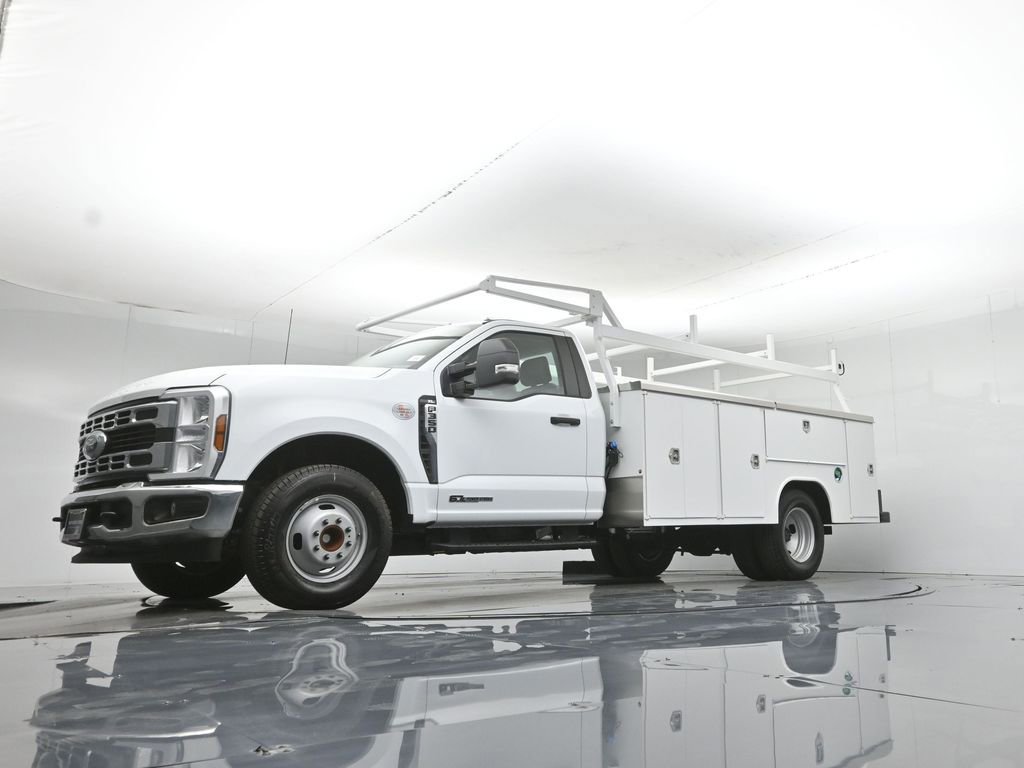 New 2025 Ford F350 XL w/ XL Chrome Package RWD image 48