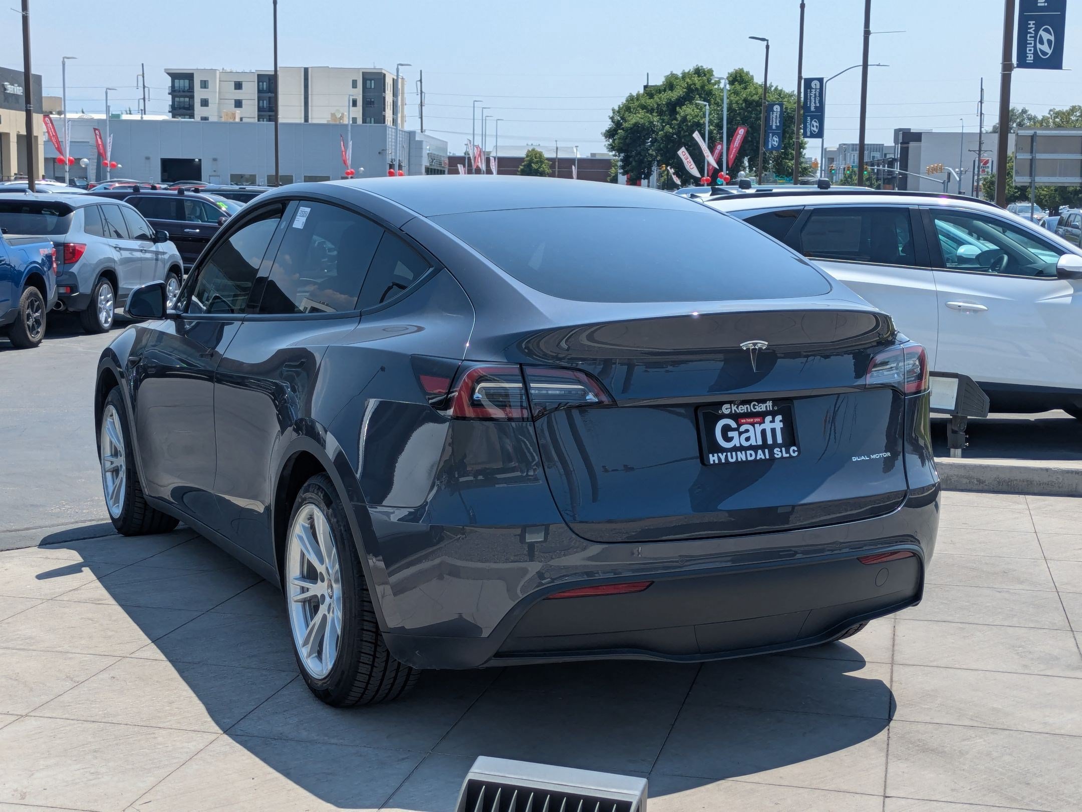 Used 2020 Tesla Model Y Long Range AWD/4WD image 7