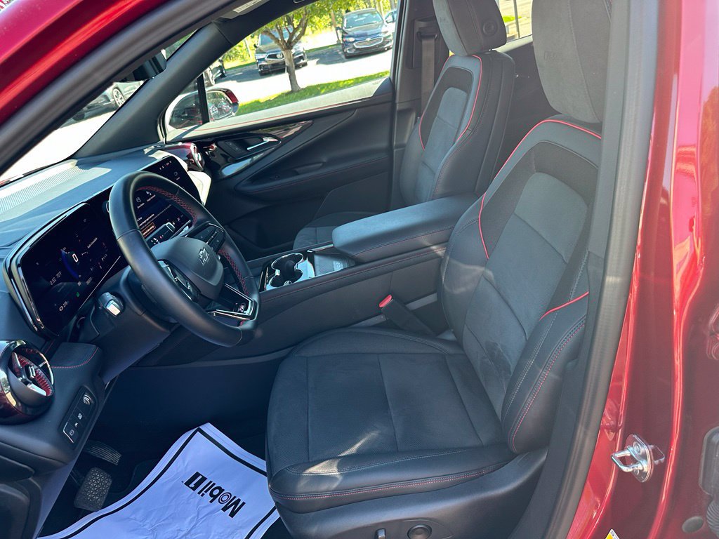 Used 2024 Chevrolet Blazer EV RS AWD/4WD image 19