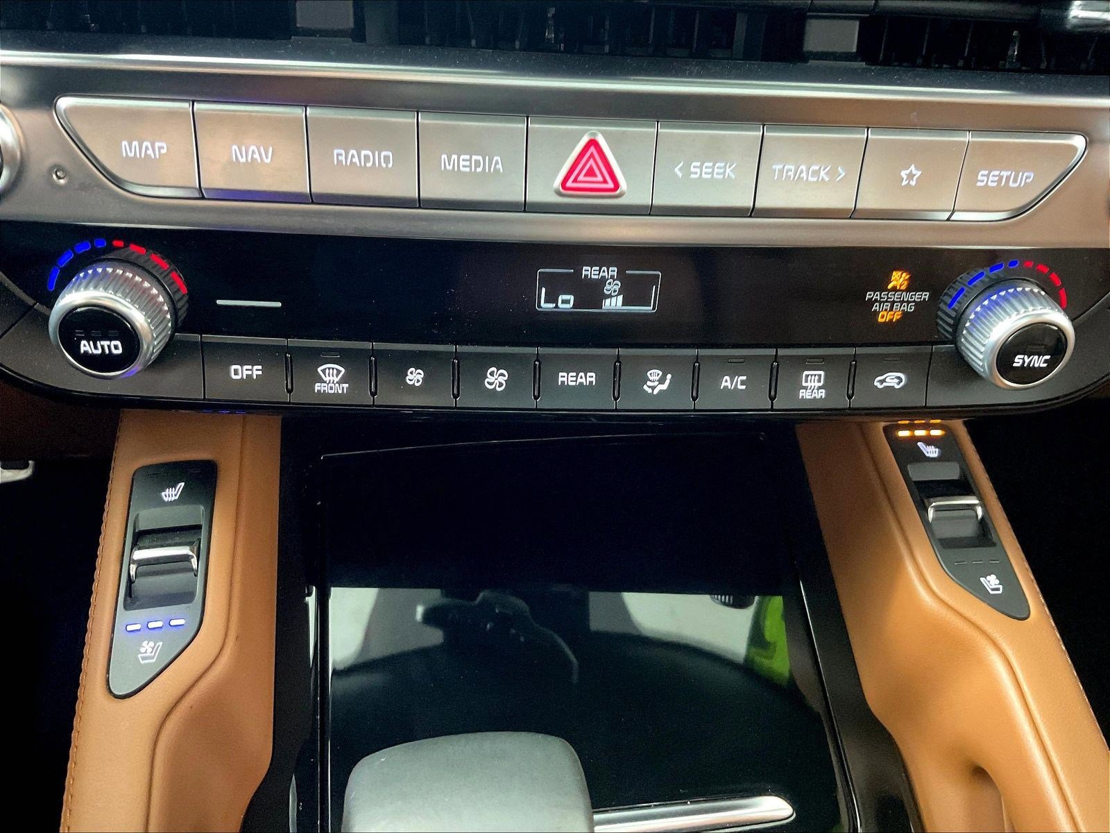 Certified 2025 Kia Telluride SX Prestige X-Line AWD/4WD image 37
