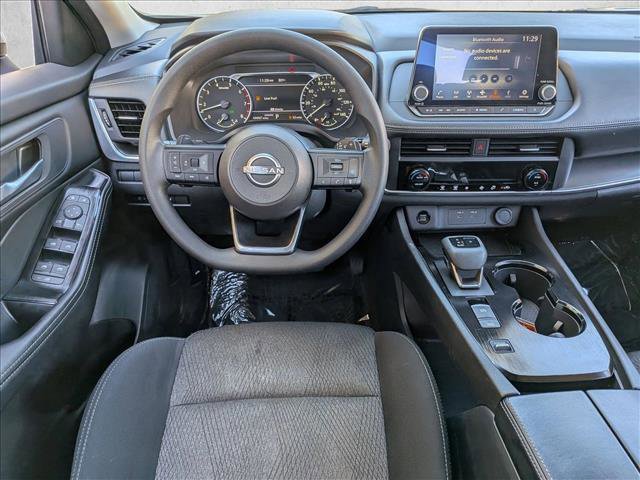 Used 2024 Nissan Rogue SV image 18