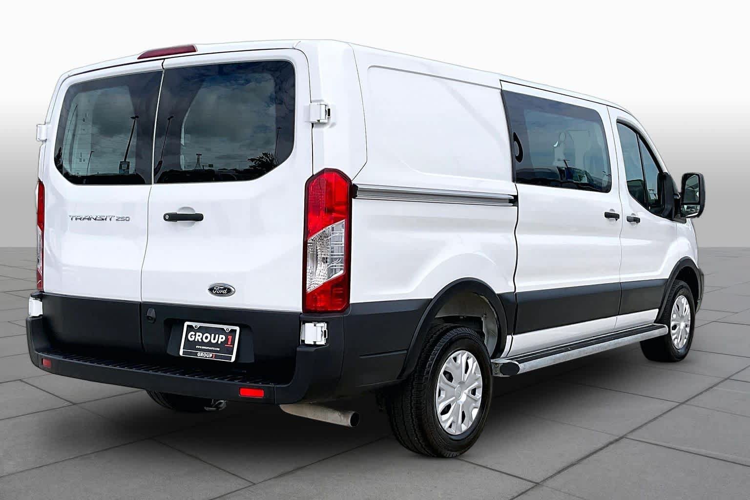 Used 2025 Ford Transit 250 Low Roof w/ Exterior Upgrade Package RWD image 12