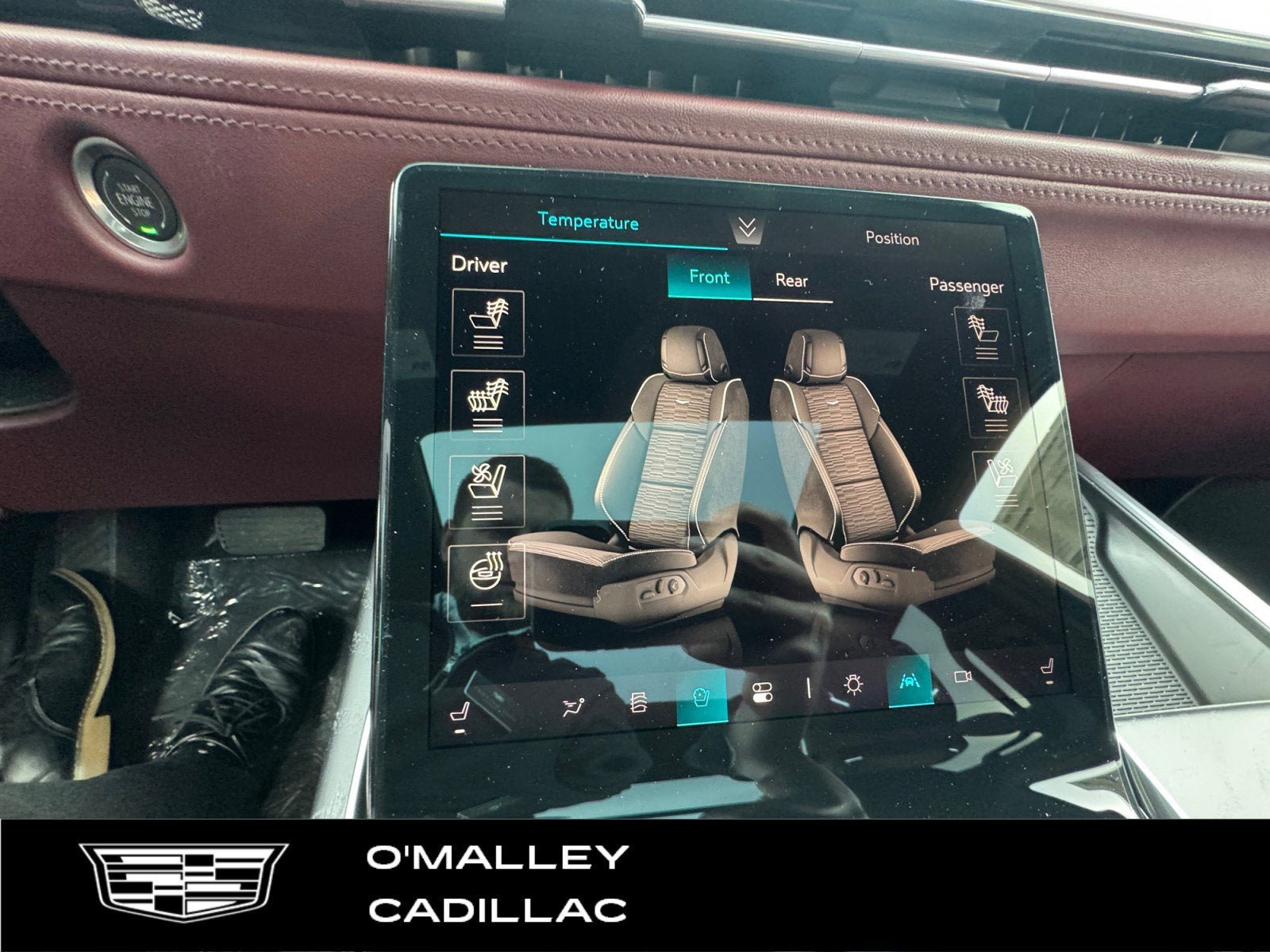 New 2026 Cadillac Escalade Luxury w/ LPO, Radiant Package AWD/4WD image 24