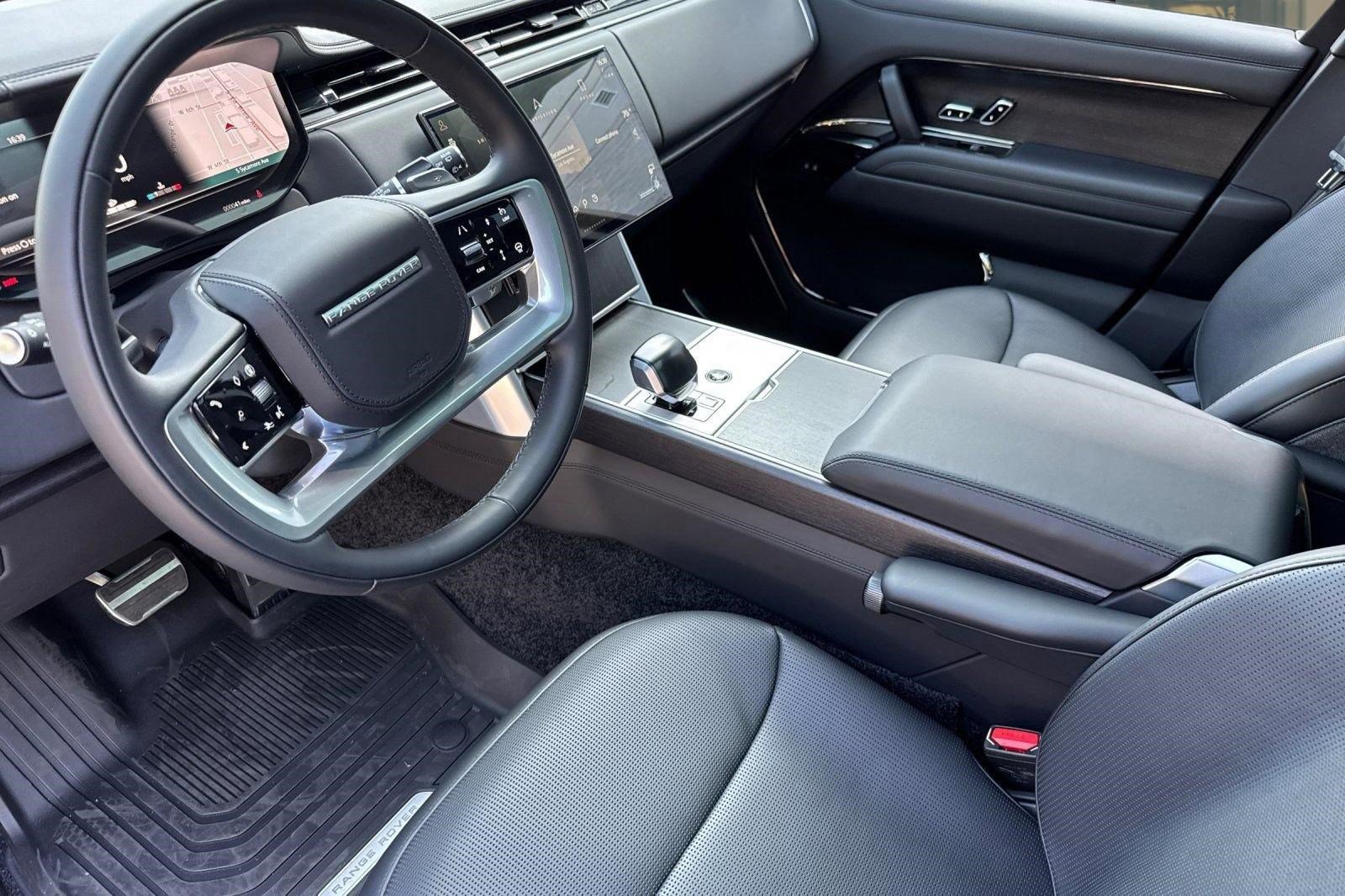 New 2026 Land Rover Range Rover SV AWD/4WD image 4