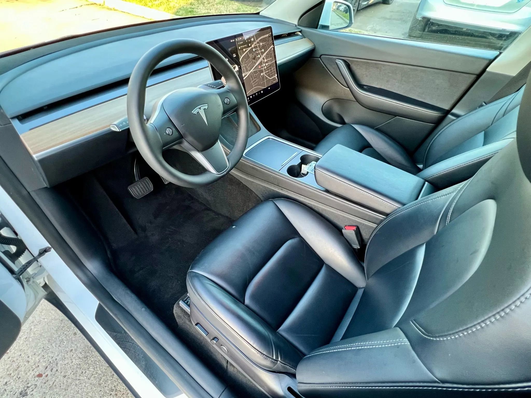 Used 2021 Tesla Model Y Long Range image 20