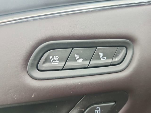 Used 2021 Cadillac Escalade Sport Platinum image 36