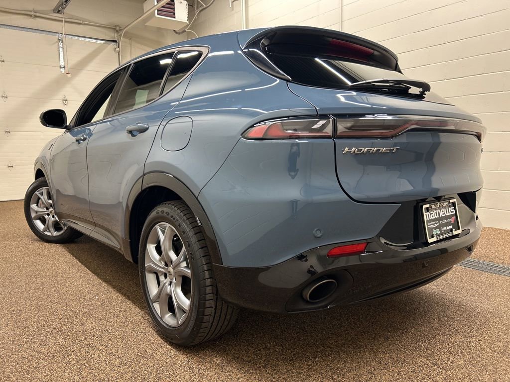Used 2025 Dodge Hornet R/T image 4