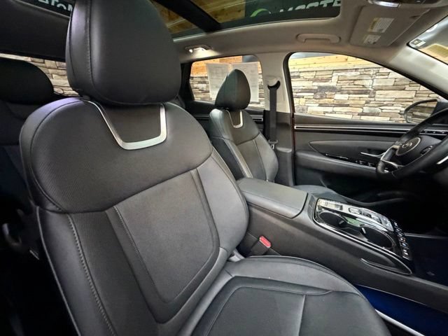 Used 2023 Hyundai Tucson Limited w/ Cargo Package AWD/4WD image 17