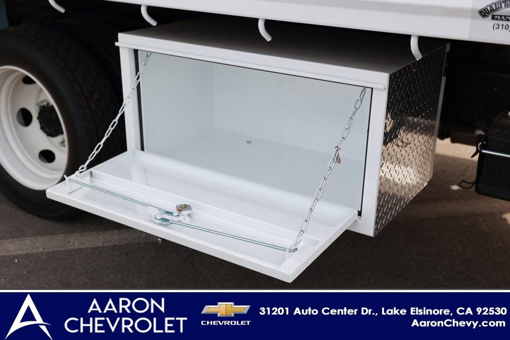 New 2024 Chevrolet Low Cab Forward image 9