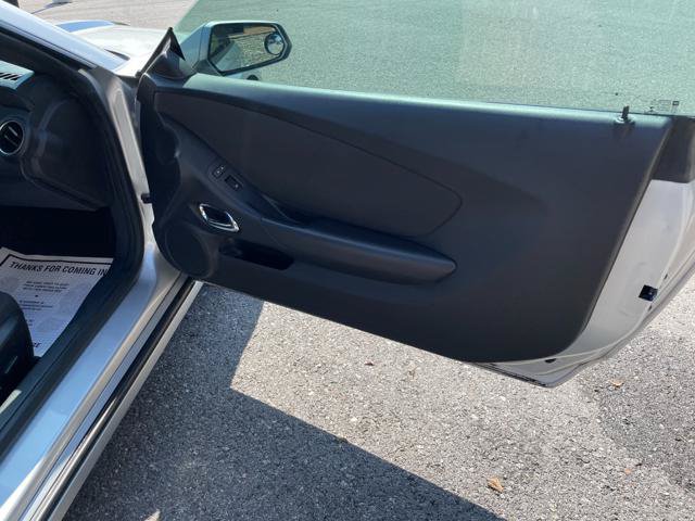 Used 2015 Chevrolet Camaro LT RWD image 24