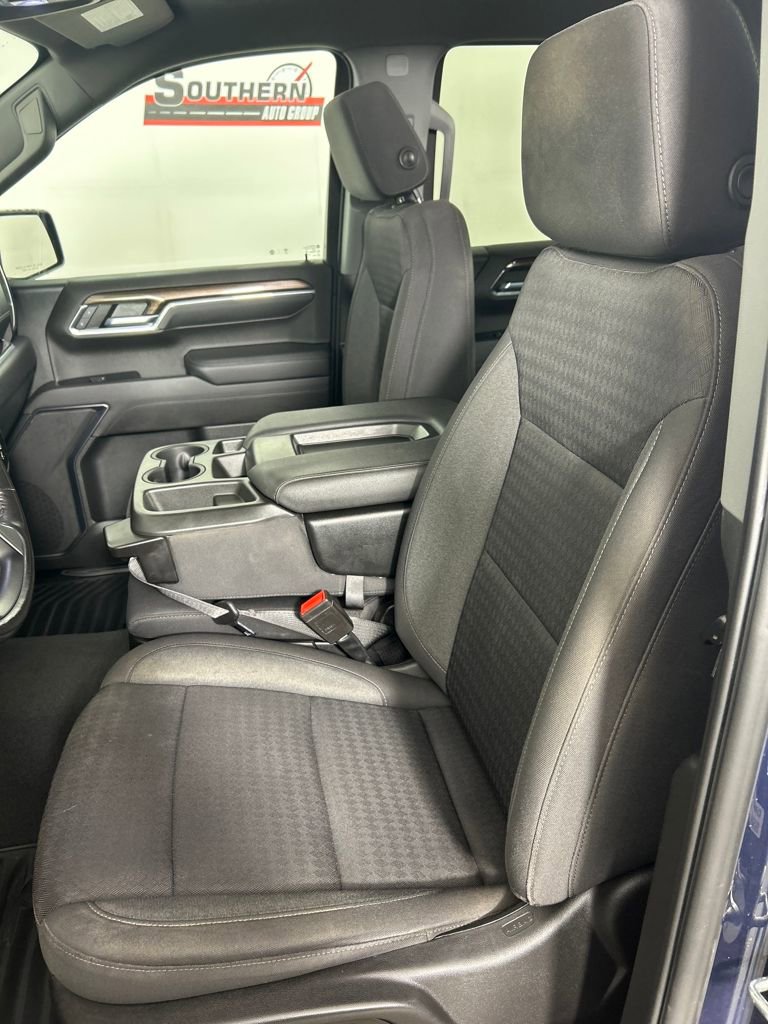 Used 2022 Chevrolet Silverado 1500 LT image 13