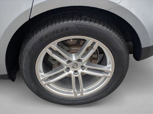 Used 2020 Porsche Macan S image 25