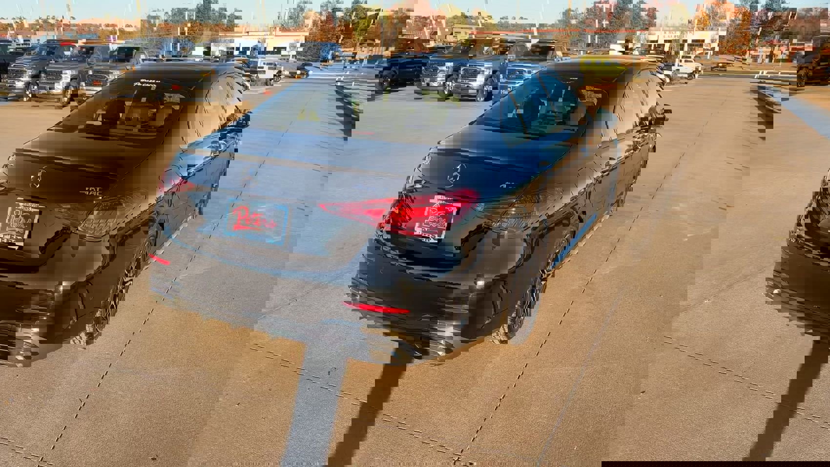 Used 2025 Mercedes-Benz C 300 4MATIC Sedan w/ AMG Line w/ Night Package image 7