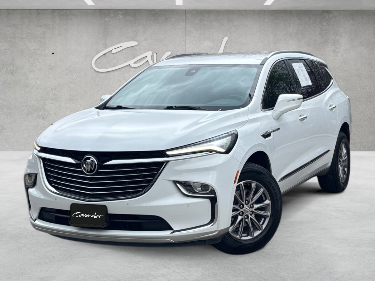 Used 2023 Buick Enclave Essence image 1