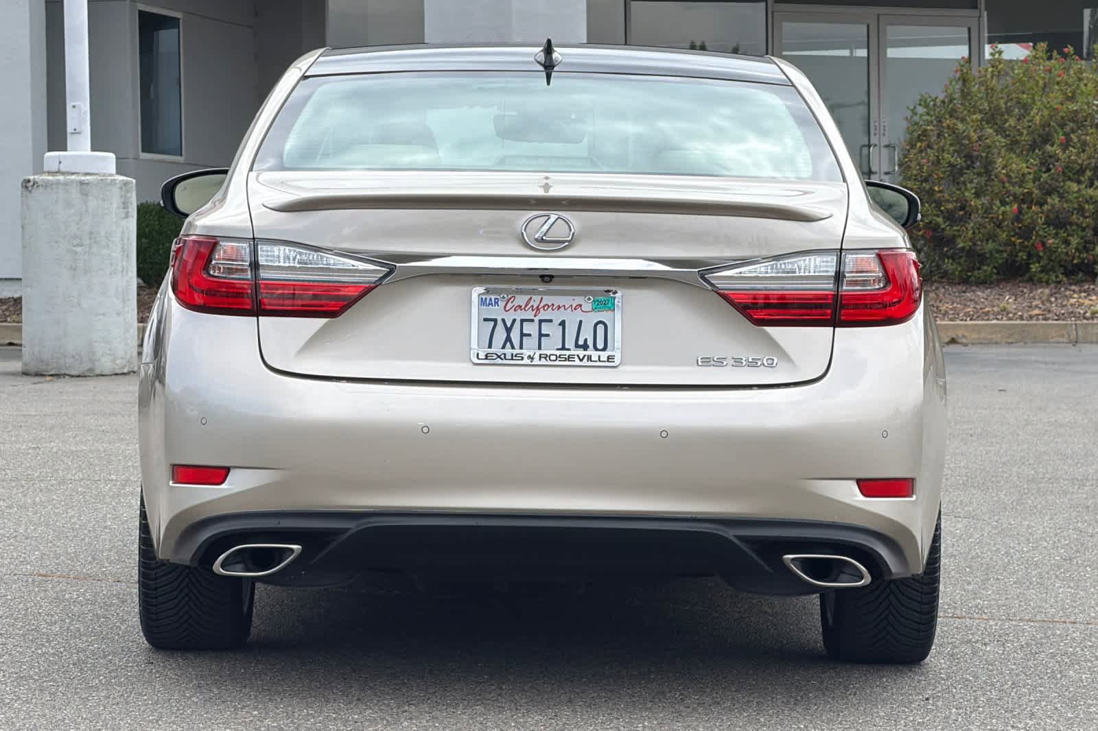 Used 2017 Lexus ES 350 w/ Luxury Package FWD image 8
