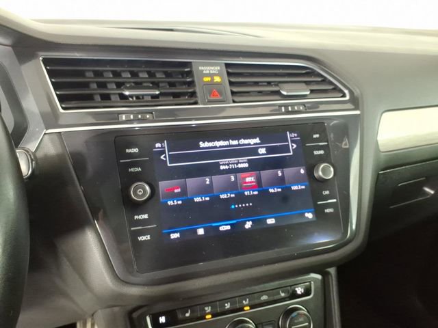 Used 2021 Volkswagen Tiguan SE R-Line w/ 3rd Row Seat Package image 19