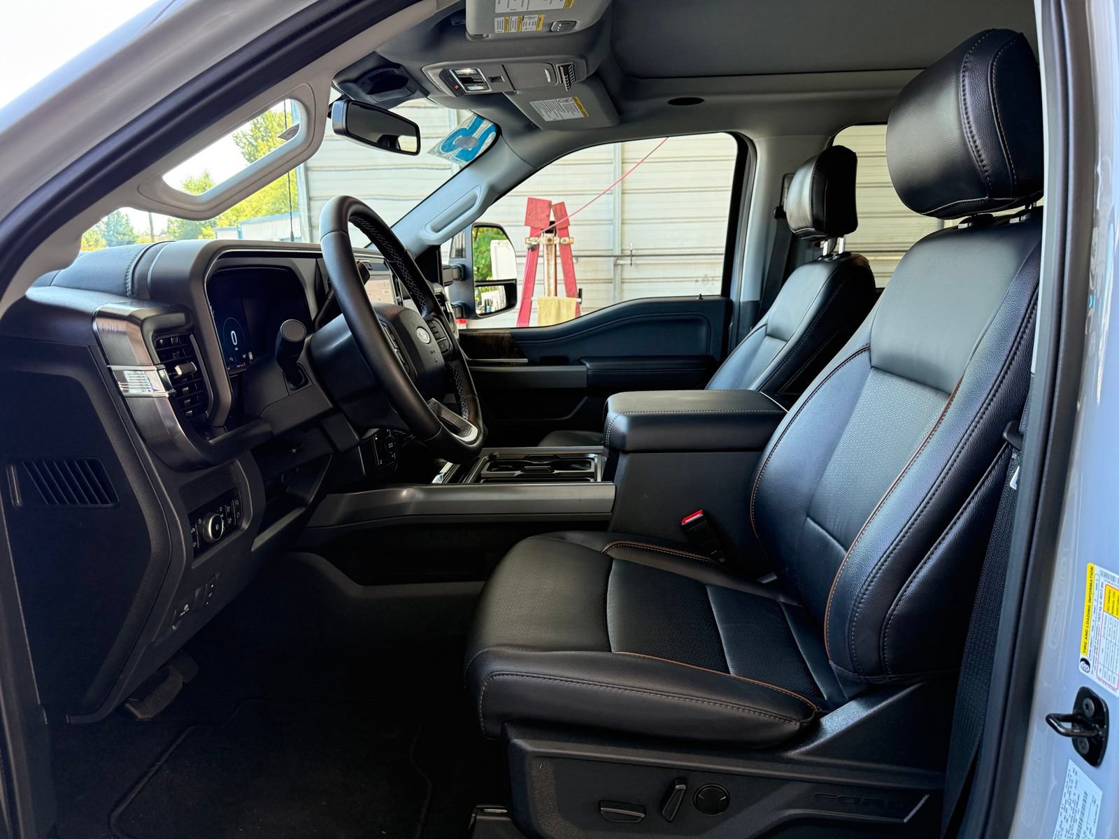 Used 2026 Ford F350 Lariat w/ Black Appearance Package AWD/4WD image 12