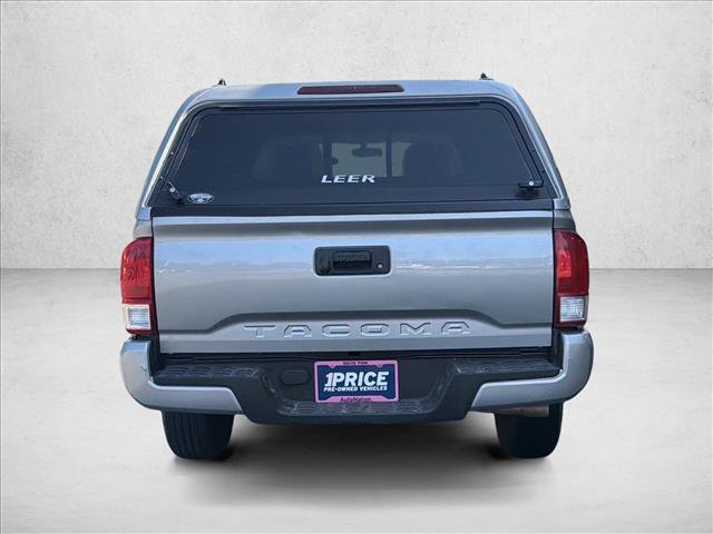 Used 2016 Toyota Tacoma SR w/ SR Convenience Package RWD image 4