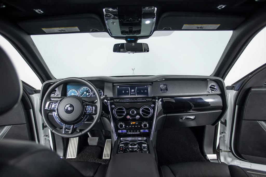 Used 2019 Rolls-Royce Cullinan AWD/4WD image 6