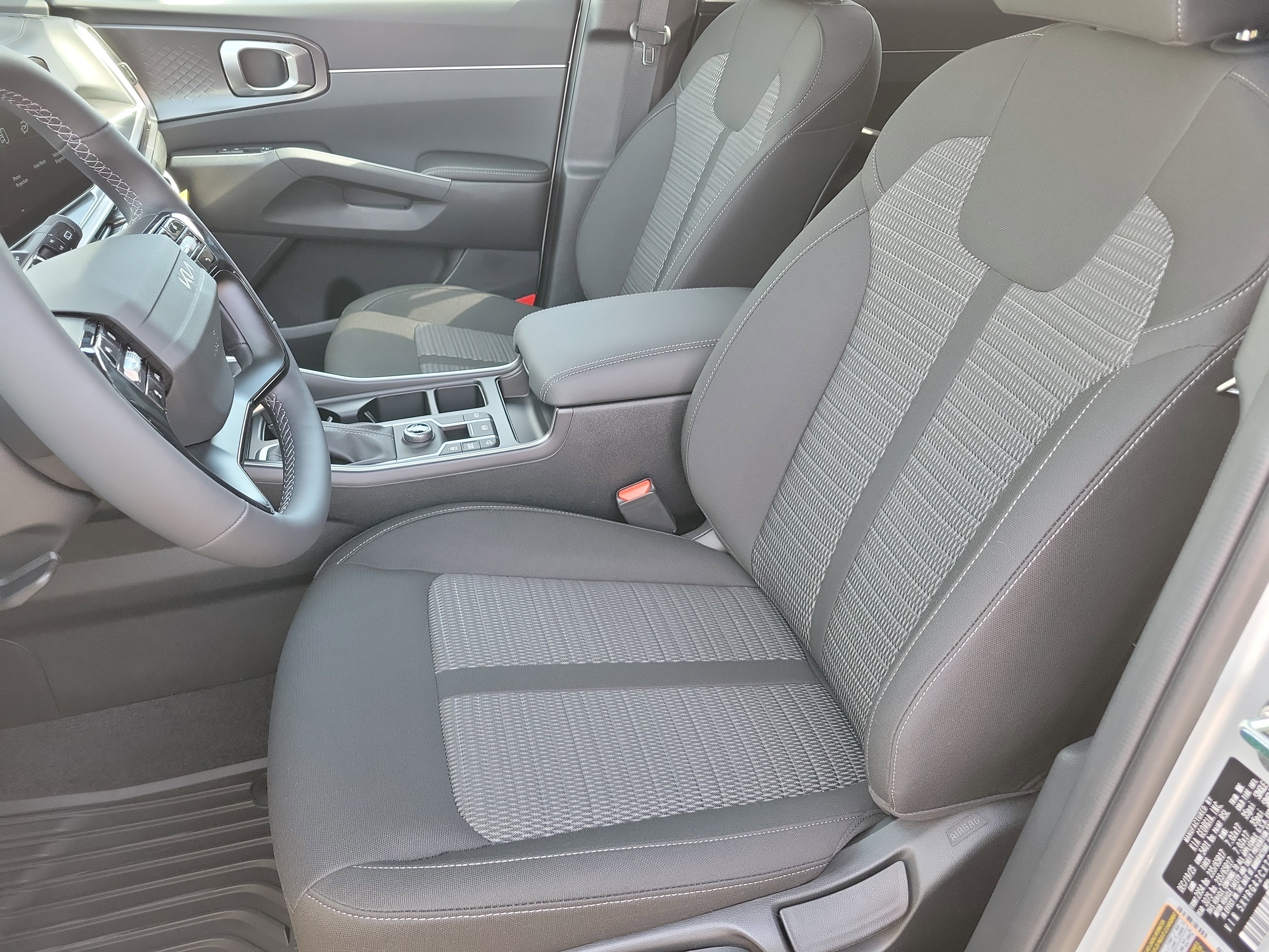 New 2026 Kia Sorento LX FWD image 4