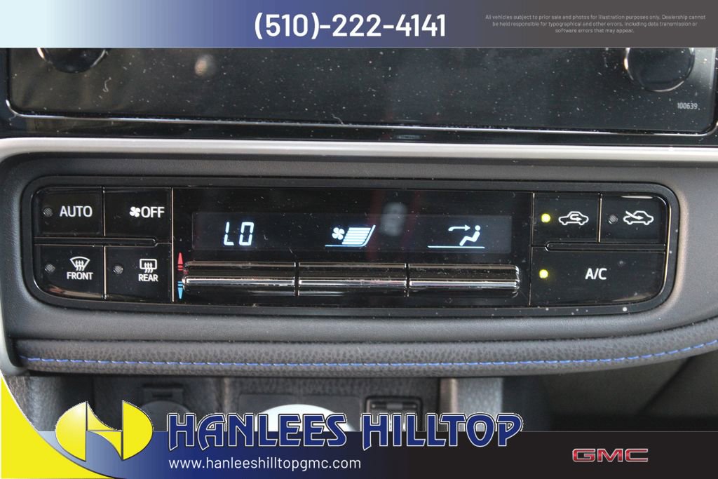 Used 2017 Toyota Corolla SE w/ Carpet Mat Package (TMS) FWD image 21