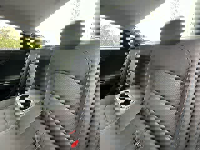 Used 2017 Chevrolet Malibu LS image 15